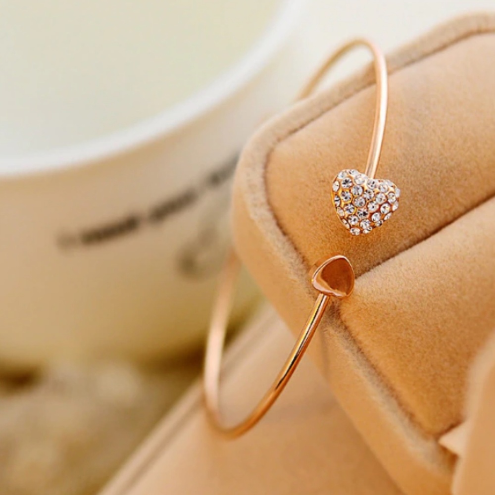 4 for $20 Double Heart Zirconia Bracelet - Picture 4 of 6
